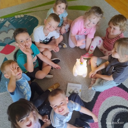 ''Kolorowe Uczucia Gucia” – nauka emocji poprzez zabawę